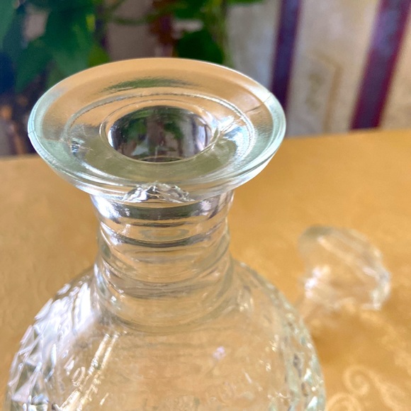 Vintage Decanter - Picture 3 of 4